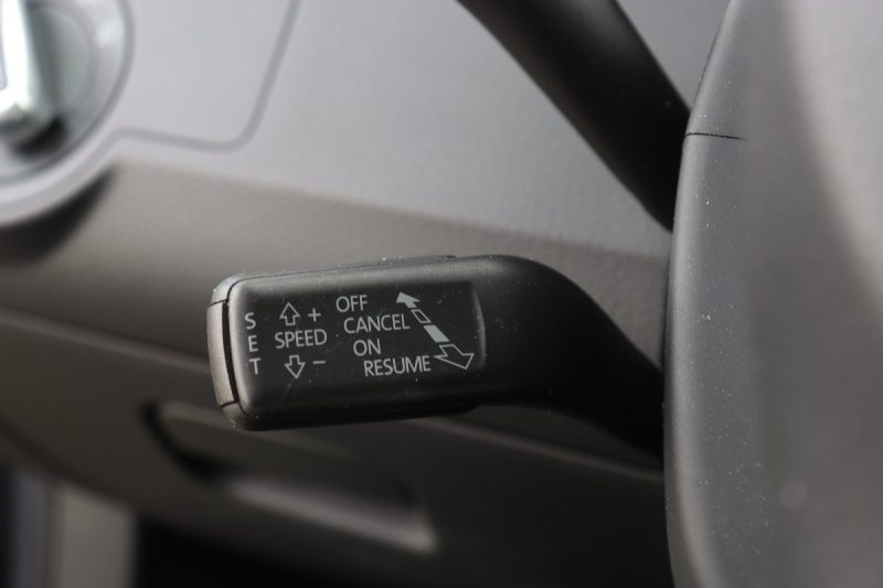 VOLKSWAGEN PASSAT VARIANT  2.0 TDI 140ch DSG BlueMotion Confortline