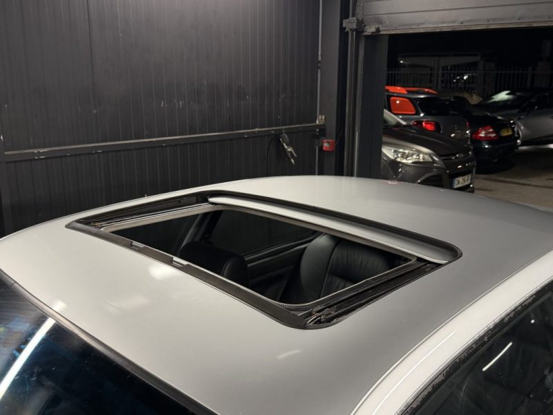 BMW SERIE 3 E36 COUPE 328 i 2.8 i 193 Cv BOITE AUTO CUIR TOIT OUVRANT ORIGINE FRANCE - Garantie 1 an