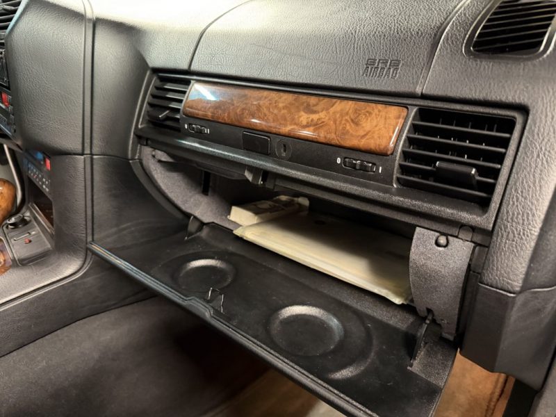 BMW SERIE 3 E36 COUPE 328 i 2.8 i 193 Cv BOITE AUTO CUIR TOIT OUVRANT ORIGINE FRANCE - Garantie 1 an