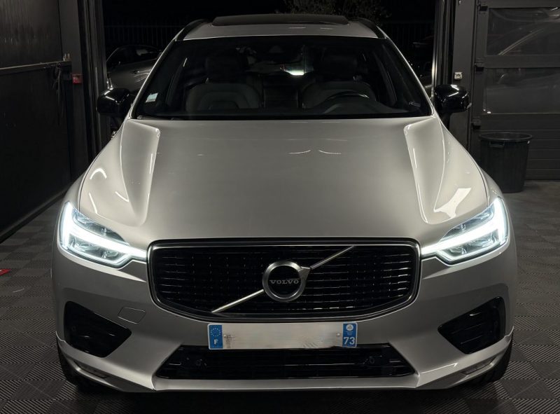 VOLVO XC60 II B4 R-DESIGN 2.0 TDi Mild Hybrid 197 Cv 4x4 BVA8 1ERE MAIN ATTELAGE - GARANTIE 1 AN