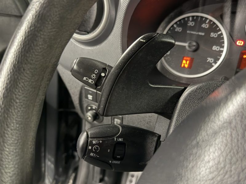 PEUGEOT PARTNER II 1.6 E HDI 90 Cv BOITE AUTOMATIQUE / 3 PLACES CRIT AIR 2 - GARANTIE 1 AN