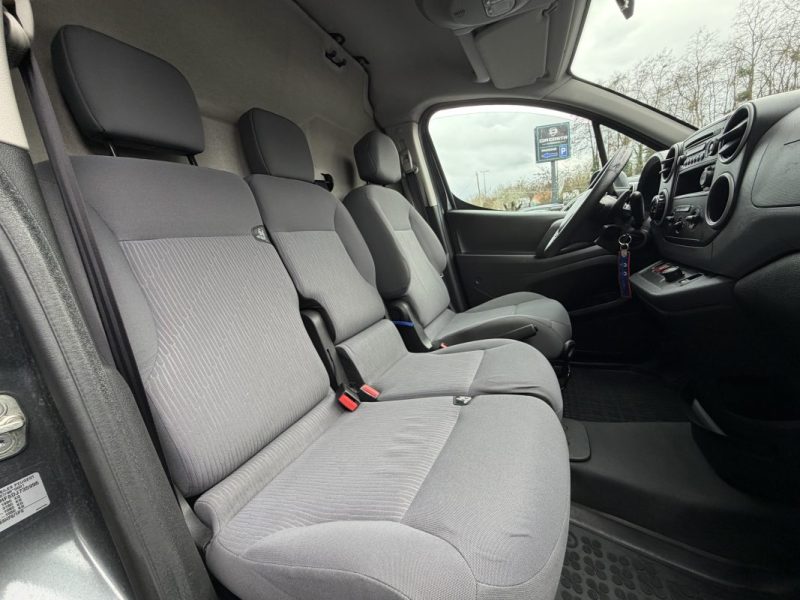 PEUGEOT PARTNER II 1.6 E HDI 90 Cv BOITE AUTOMATIQUE / 3 PLACES CRIT AIR 2 - GARANTIE 1 AN