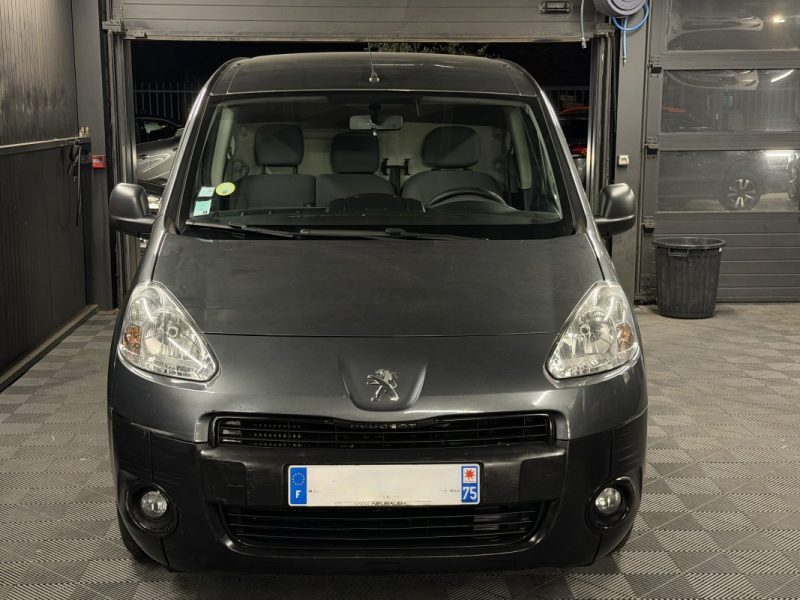 PEUGEOT PARTNER II 1.6 E HDI 90 Cv BOITE AUTOMATIQUE / 3 PLACES CRIT AIR 2 - GARANTIE 1 AN