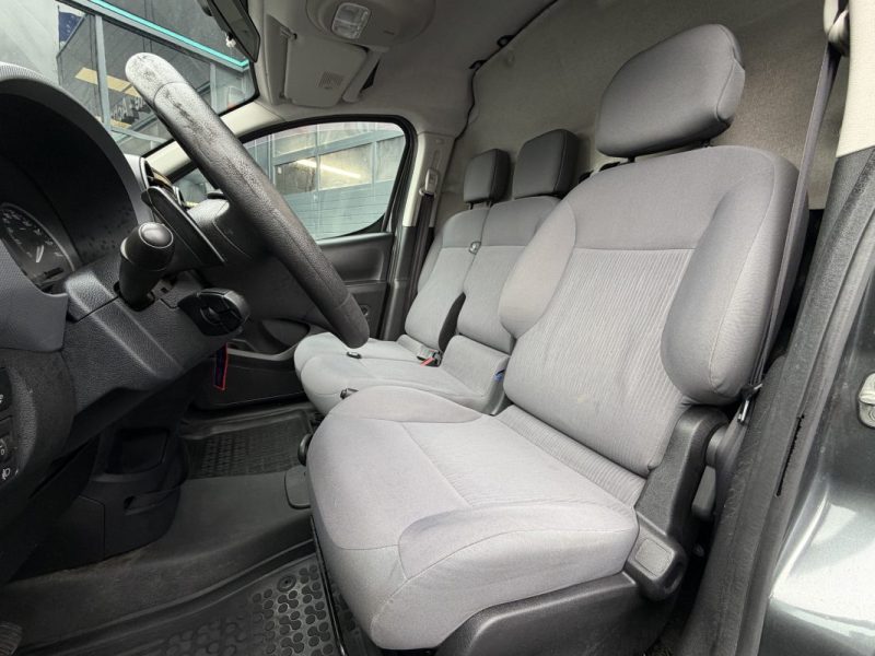 PEUGEOT PARTNER II 1.6 E HDI 90 Cv BOITE AUTOMATIQUE / 3 PLACES CRIT AIR 2 - GARANTIE 1 AN