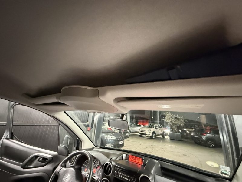 PEUGEOT PARTNER II 1.6 E HDI 90 Cv BOITE AUTOMATIQUE / 3 PLACES CRIT AIR 2 - GARANTIE 1 AN