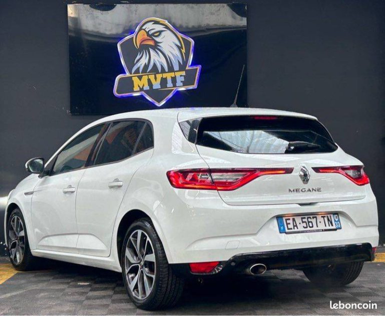 RENAULT MEGANE IV 130CH INTENS 2016