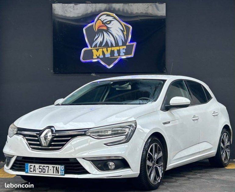 RENAULT MEGANE IV 130CH INTENS 2016