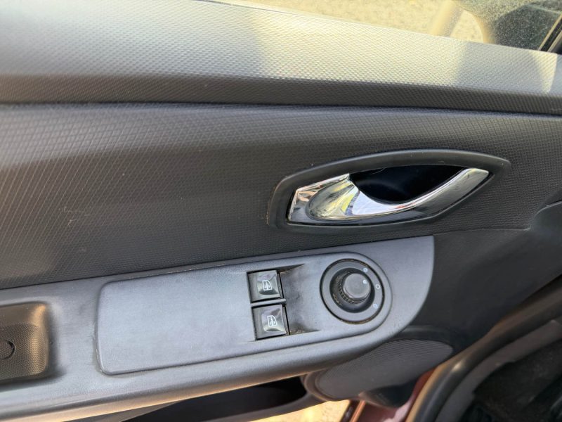 RENAULT CLIO IV 1.2 16V 75CH