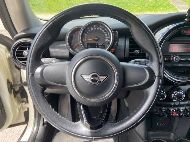 MINI MINI III COOPER D 116CH 2016