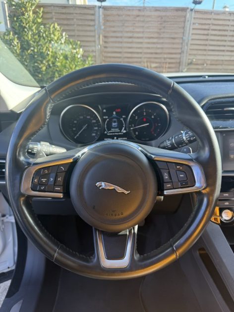 JAGUAR F-PACE 20D PURE 2018 - 56 102Kms - BVA - Premier Main - Suivit JAGUAR