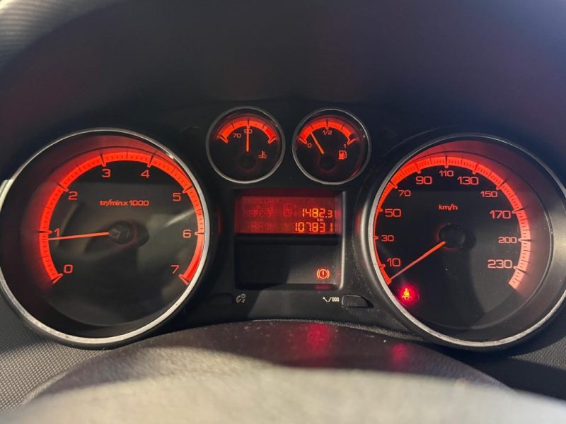 PEUGEOT 308 1.6 VTI 16V MOTEUR À CHAINE/1ER MAIN/FACTURE ENTRETIEN