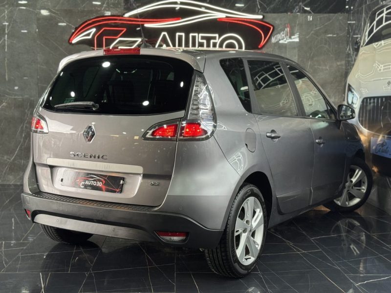 RENAULT SCENICIII 1.5 DCI 110CH LIFE 2014