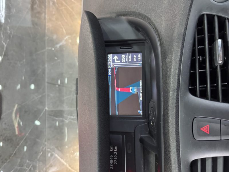 RENAULT SCENICIII 1.5 DCI 110CH LIFE 2014