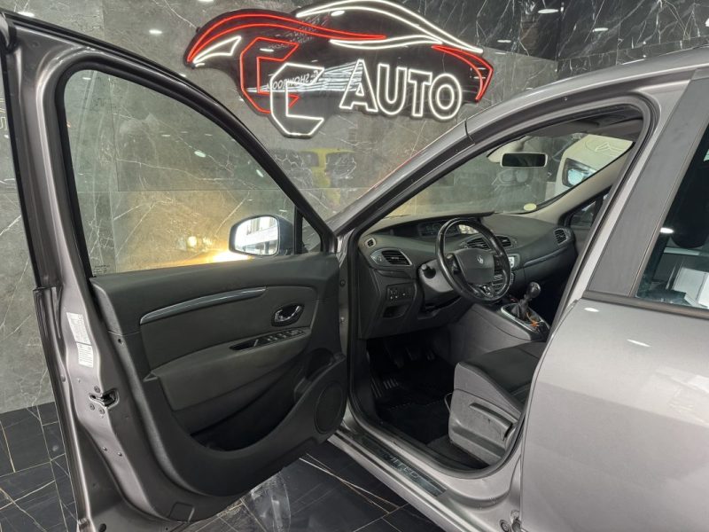 RENAULT SCENICIII 1.5 DCI 110CH LIFE 2014
