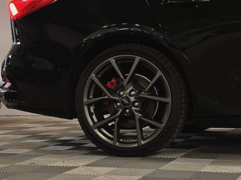 FORD FOCUS  ST 2.3 ECOBOOST 280CH *MALUS INCLUS*