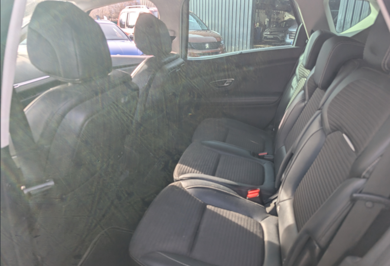 RENAULT SCENIC 1.2 TCE 130CV INTENS  