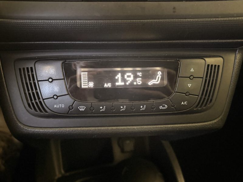 SEAT IBIZA e-TECH - 1.6 Tdi - 90 ch - 2014 - BVM - COURROIE CHANGEE - Radar de Recul - Bluetooth