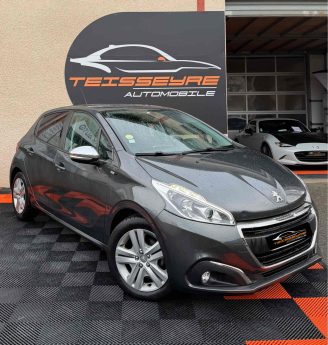 PEUGEOT 208 1.6 blueHDI 75 STYLE - 5 PORTES 