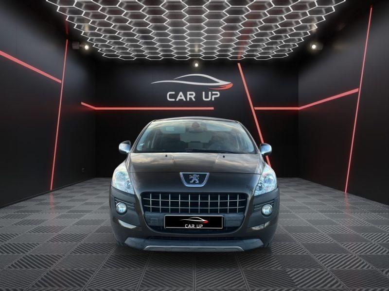 PEUGEOT 3008 1.6 HDI 110 cv Premium