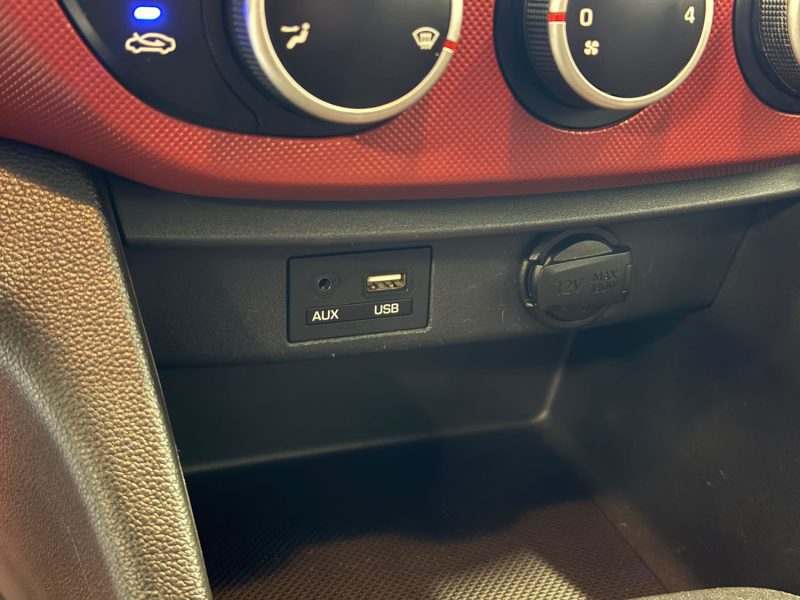 HYUNDAI I10 1.2 87 ch Intuitive Navi