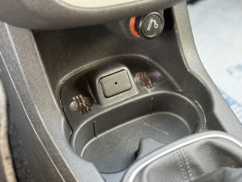 OPEL CORSA 1.2 TWINPORT 85ch ESSENTIA – Clim – Bluetooth – Révisée & Garantie 6 mois