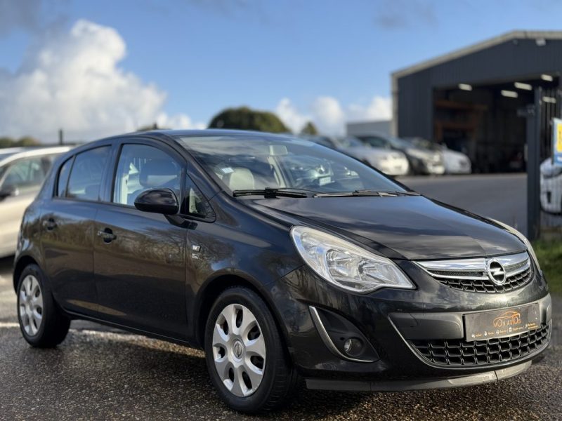 OPEL CORSA 1.2 TWINPORT 85ch ESSENTIA – Clim – Bluetooth – Révisée & Garantie 6 mois