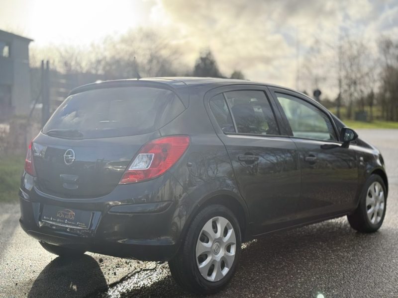 OPEL CORSA 1.2 TWINPORT 85ch ESSENTIA – Clim – Bluetooth – Révisée & Garantie 6 mois