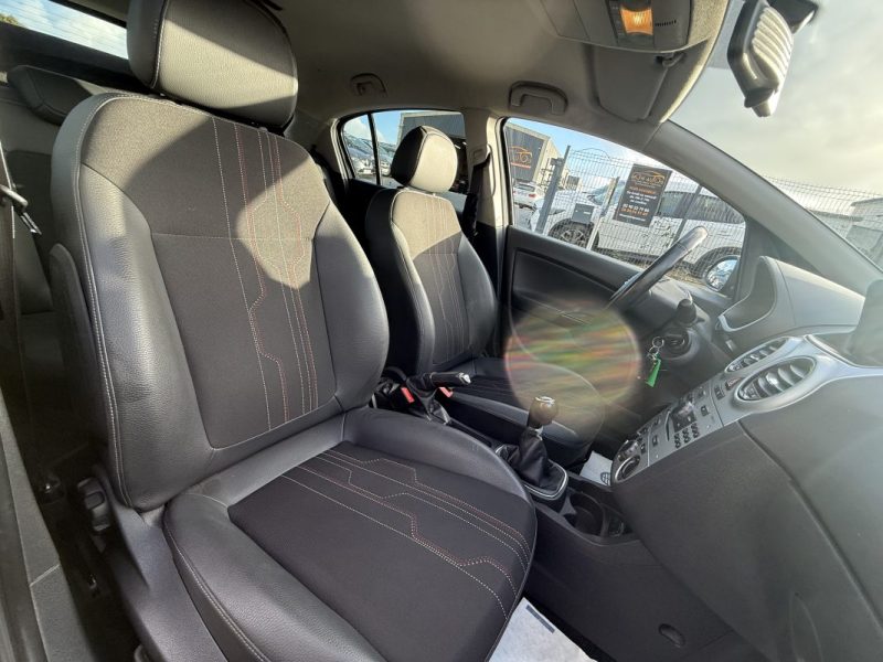 OPEL CORSA 1.2 TWINPORT 85ch ESSENTIA – Clim – Bluetooth – Révisée & Garantie 6 mois