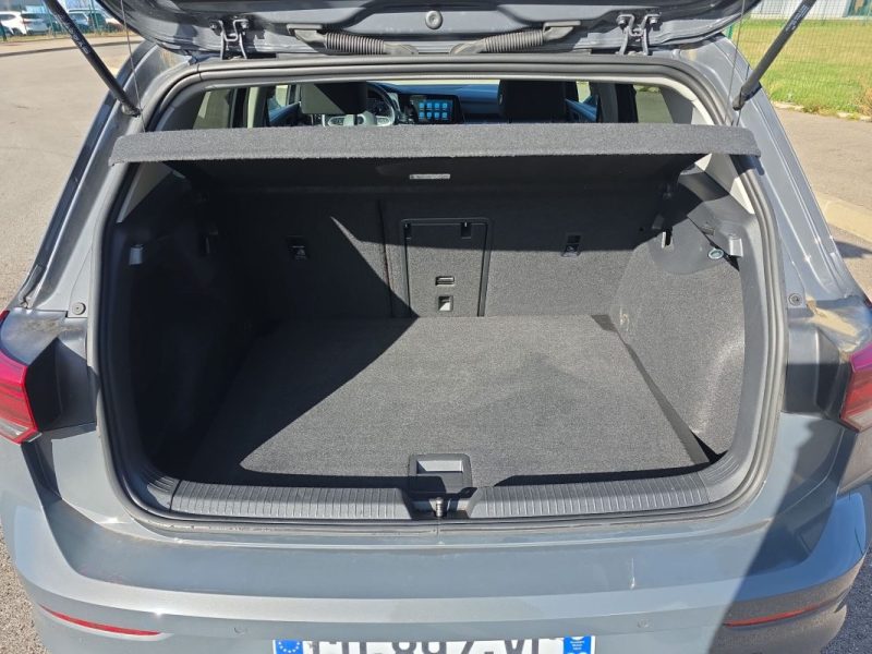 VOLKSWAGEN GOLF 8 1.0 L e-TSI 110 ch 