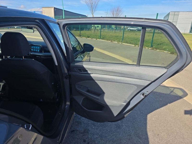 VOLKSWAGEN GOLF 8 1.0 L e-TSI 110 ch 
