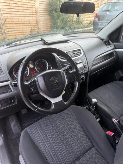 SUZUKI SWIFT 1.2 CONFORT 2014 - 50 111Kms - Distrib ok - Premier Main - SUIVIT SUZUKI