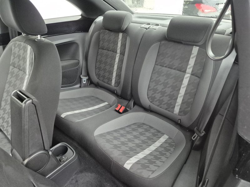 VOLKSWAGEN BEETLE 1.2 TSI 105 BMT BVM6 ORIGIN 2017
