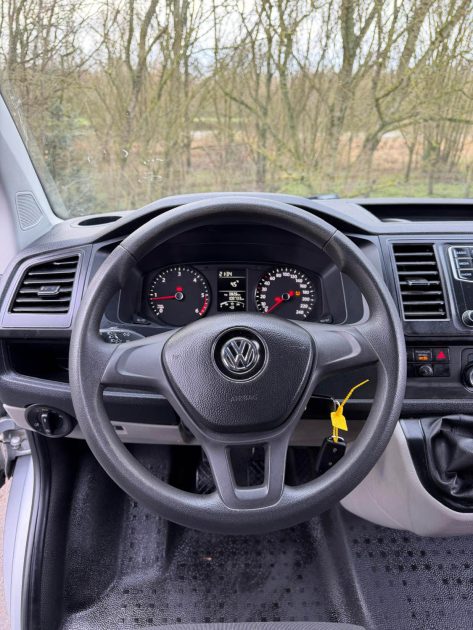 VOLKSWAGEN TRANSPORTER  T6 L2H2 2.0 TDI 102 BUSINESS LINE 2019