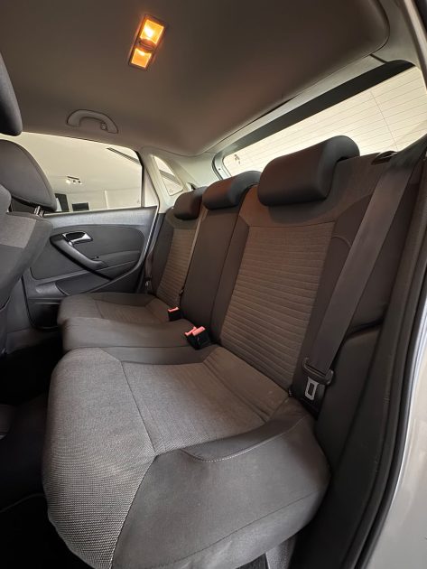 VOLKSWAGEN POLO 1.6 TDI 75 CH CONFORTLINE – GROS ENTRETIEN RÉCENT – 4990