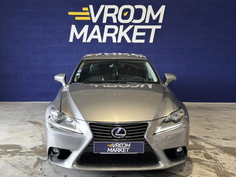 LEXUS IS300H PACK LUXE 2016 / CAMERA DE RECUL / SIEGES CHAUFFANTS / CUIR / MODE DE CONDUITE 