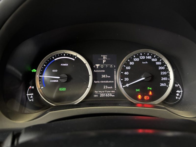 LEXUS IS300H PACK LUXE 2016 / CAMERA DE RECUL / SIEGES CHAUFFANTS / CUIR / MODE DE CONDUITE 