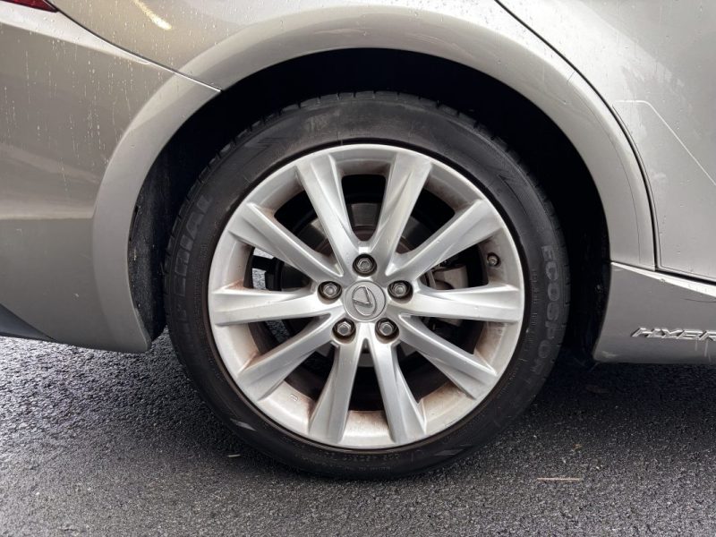 LEXUS IS300H PACK LUXE 2016 / CAMERA DE RECUL / SIEGES CHAUFFANTS / CUIR / MODE DE CONDUITE 