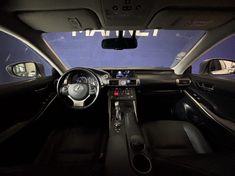 LEXUS IS300H PACK LUXE 2016 / CAMERA DE RECUL / SIEGES CHAUFFANTS / CUIR / MODE DE CONDUITE 