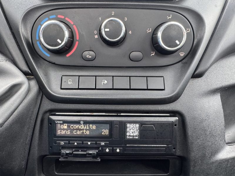 IVECO BENNE 70C17 2015 Poids lourd ampliroll dalby 5T