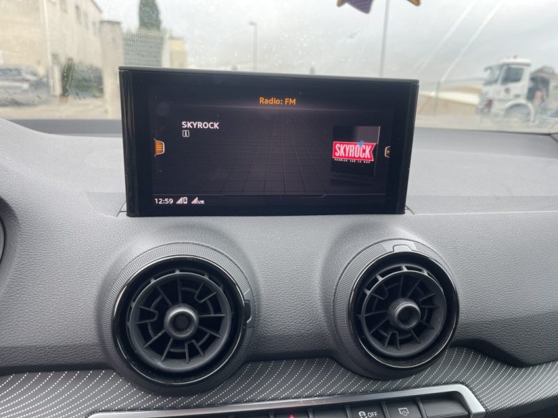 AUDI Q2 1.4TFSI 150CV S-LINE BOITE AUTO CT OK GARANTIE