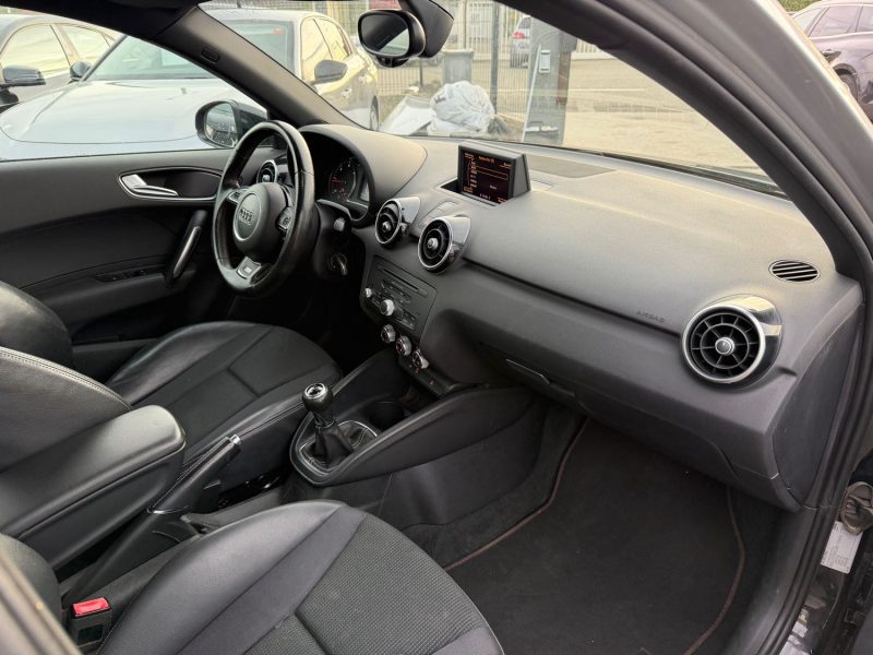 AUDI A1 SPORTBACK 1.6 TDI 90CH S LINE GARANTIE 