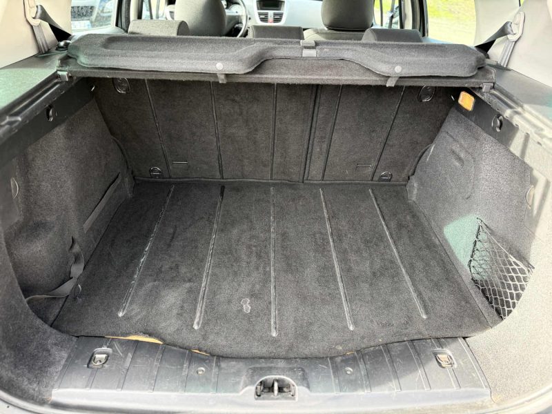 Peugeot 207 SW 1.6 VTi 120 ch Premium – Toit Pano – Clim Auto – Révisée & Garantie 6 Mois