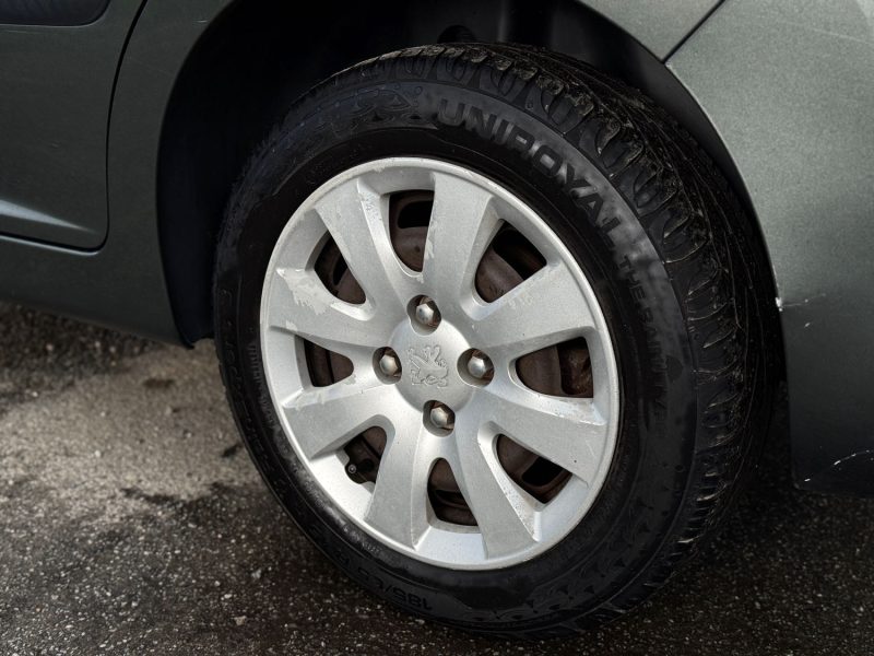  Peugeot 207  SW 1.6 VTi 120 ch Premium – Toit Pano – Clim Auto – Révisée & Garantie 6 Mois