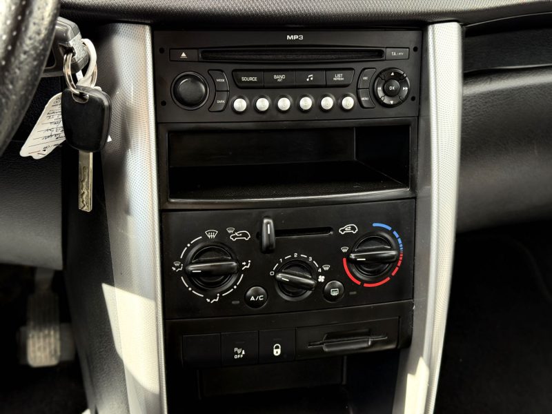  Peugeot 207  SW 1.6 VTi 120 ch Premium – Toit Pano – Clim Auto – Révisée & Garantie 6 Mois