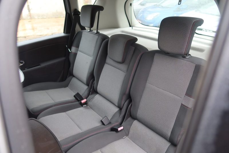 RENAULT SCENICIII 1.5 DCI 110CH ENERGY LOUNGE ECO² 2013