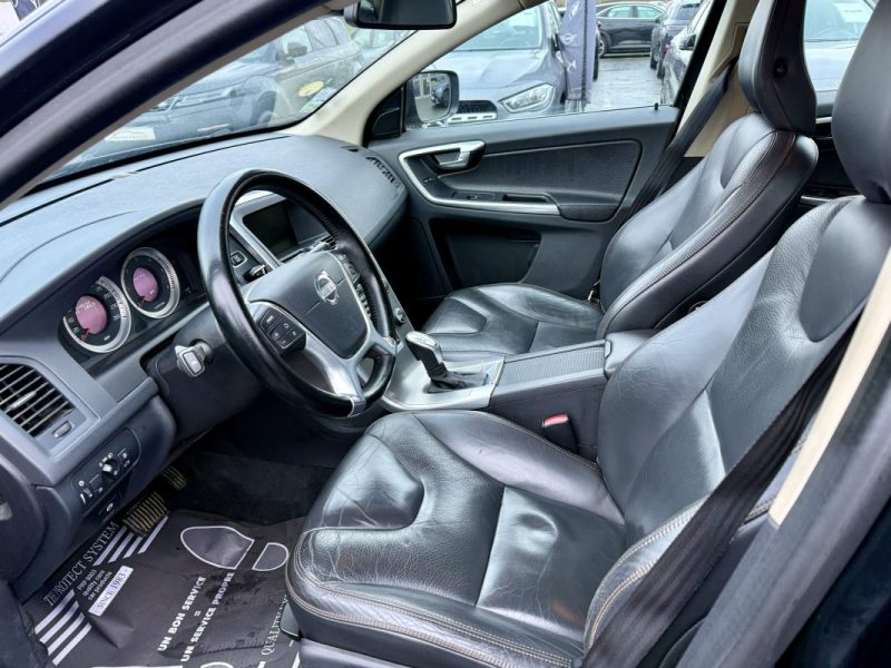 VOLVO XC60 D3 136CH KINETIC GEARTRONIC 2013