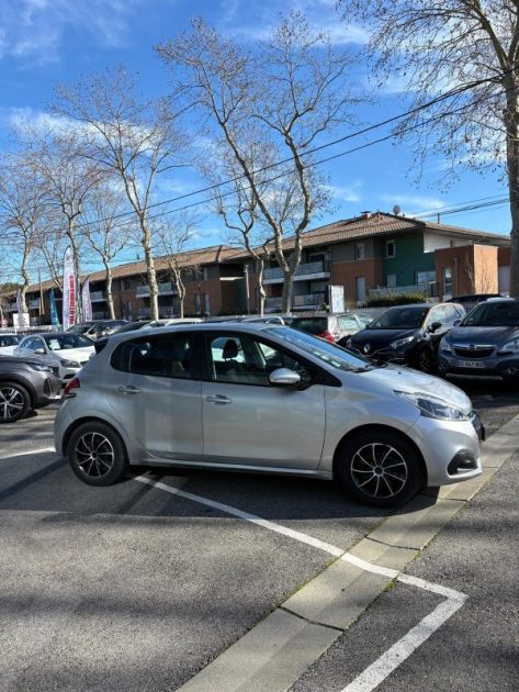 PEUGEOT 208 1.6 BLUEHDI 100CH ALLURE BUSINESS S&S 5P 2016