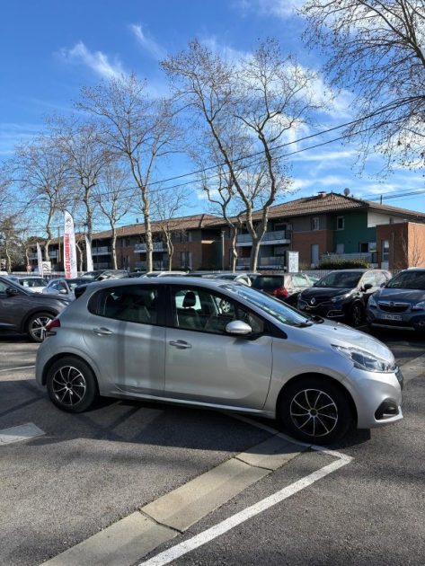 PEUGEOT 208 1.6 BLUEHDI 100CH ALLURE BUSINESS S&S 5P 2016