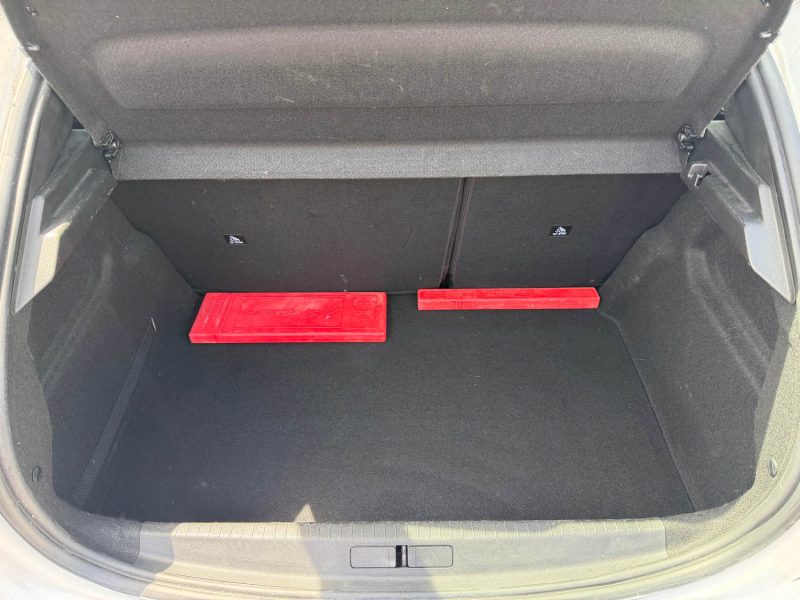PEUGEOT 208  1.5 BLUEHDI 100CH S&S GARANTIE 