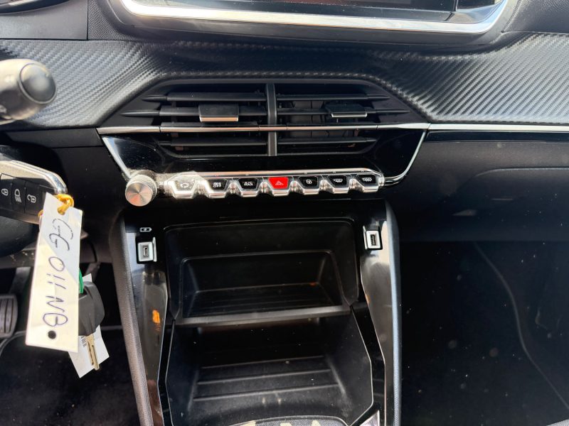 PEUGEOT 208  1.5 BLUEHDI 100CH S&S GARANTIE 